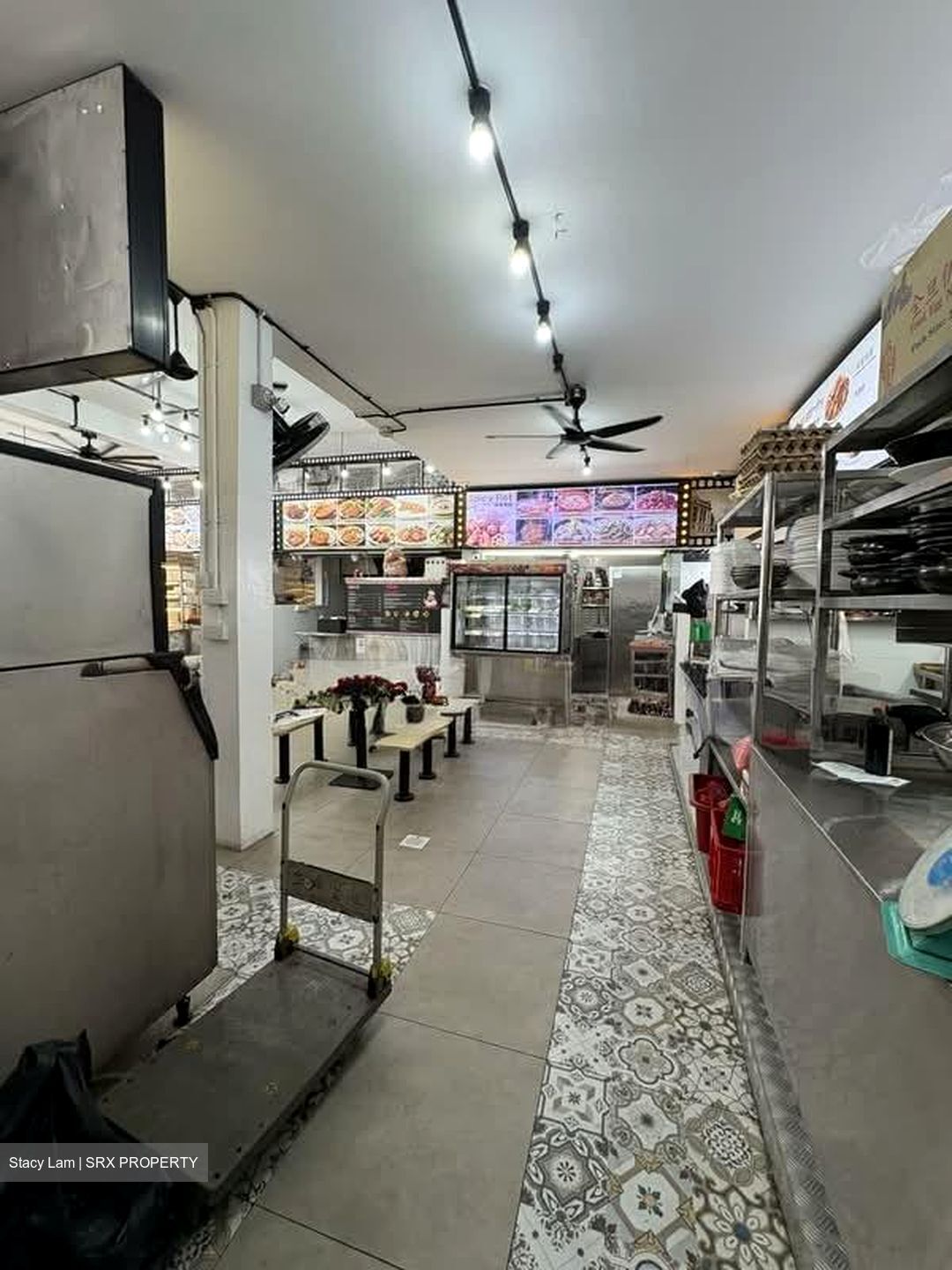 Upper Paya Lebar Road (D19), Shop House #576268241